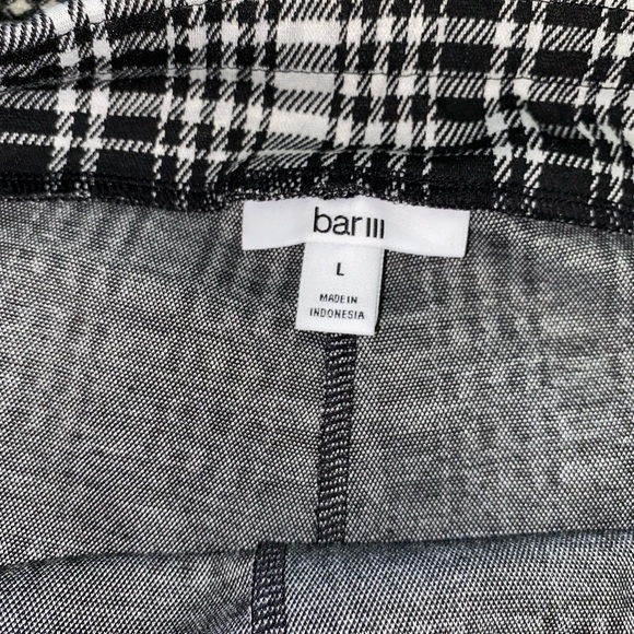 Bar 111 Plaid print flare pants - Picture 4 of 6